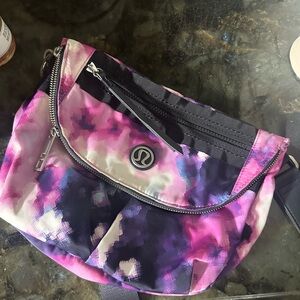 Lululemon bag